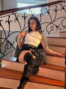 AmberFarrell Own your curves, flaunt your confidence Pic 6