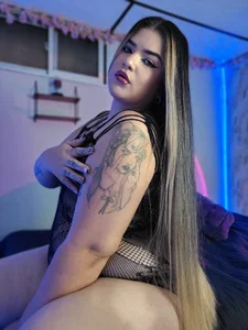 __MeganMY Would you rather fill my hair with milk? Pic 2