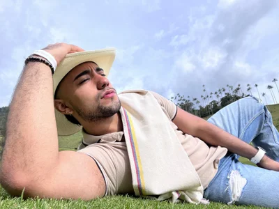 PlayboyMorgan Public  9টি ছবি