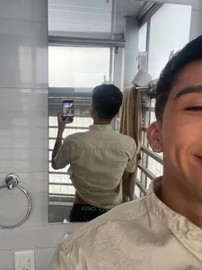 tom_Howard Public 사진 6