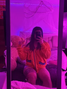 Lola_Oberly_xxx 😉😉  4টি ছবি