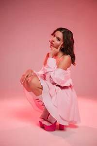 Wrapped in Pink od PollyLanders  9 snímek