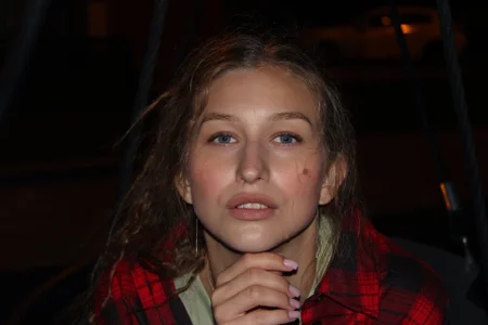 MissEmilyMiller 🌘The Gravity of a Gaze🌒 Pic 2