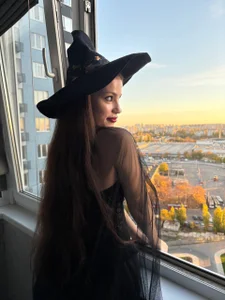 Your little Witch de TayaSun  9 Imagens