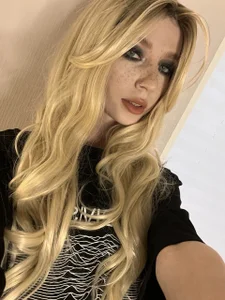 sweetuniporn Taylor ​Momsen cosplay🖤 Pic 2