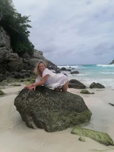 Liana_MilfHotI'm so different Bild 7