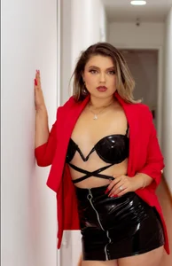 LillithDeluxe beautiful girl💕 Pic 3