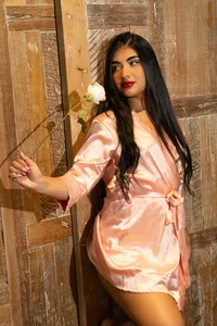 SabrinaX_X (⌐■_■) Pic 2