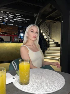 vikkykitty's photo
