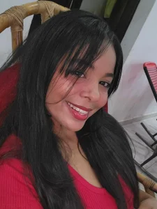 Ava-Reeves Public Fotka 2
