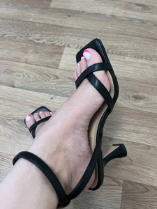 Damn_Bae_ Love heels ! Pic 6