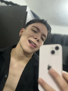 alanblack1 Kiss Pic 3