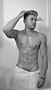 Jordan_Phillip_ publico Pic 2