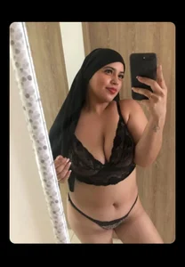 Amira_Malia: Public ( фото)