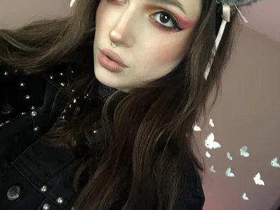 BratzieDarsie selfie after stream with you^^ Pic 4