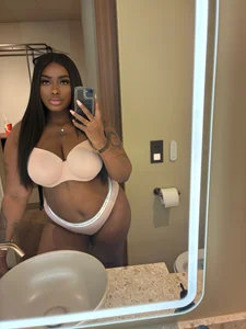 Public od ebonykinky01  2 snímek