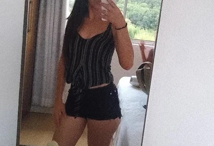 A-catzinha69_ Public Pic 6