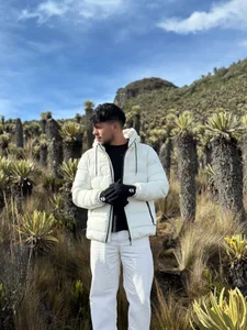 austin_spears_Montains vibes 🏔️图片 4