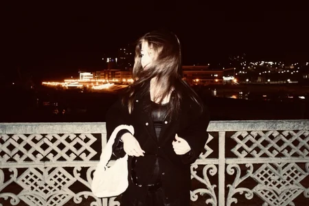 Public od BeverlyShieh  2 snímek