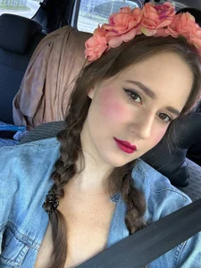 LucyRose3Public图片 9