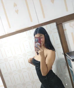 TaniaSevillano Public 圖片 3