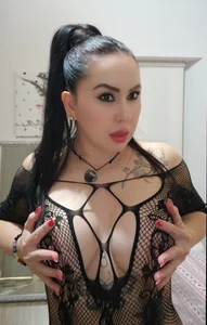 SEXY-ZOEEntre piel y miradas 👑✨️🌟🌻 Bild 7