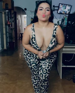 kiana_cream A Bigg ass in leopard women 🍑 Pic 4