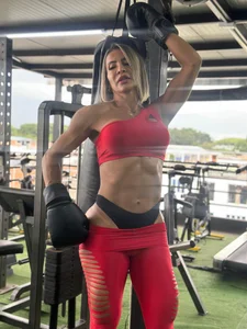 Christiekroes_ Gym time! صورة واحدة|Christiekroes_ Gym time! صورتان|Christiekroes_ Gym time!  3 صور|Christiekroes_ Gym time!  3 صورة