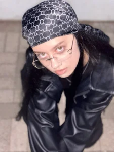 MarvisKuhIo 4 صورة واحدة|MarvisKuhIo 4 صورتان|MarvisKuhIo 4  صور|MarvisKuhIo 4  صورة