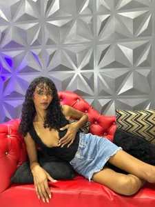 becky_lynch_102 Public Pic 3