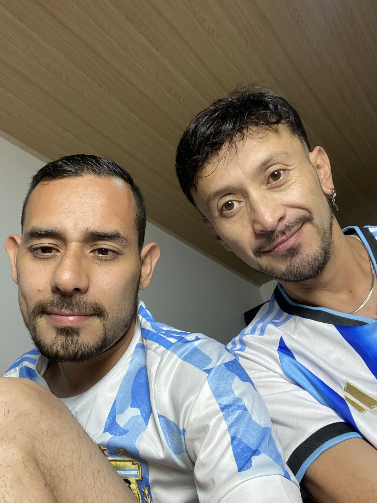 jhonyalzate2 Набираща популярност снимка 8613