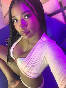 SophiaBloss Sweet bae Pic 3