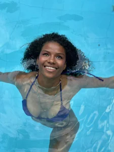 catiusca_reyes_03のEnjoying the water.の 5枚の写真