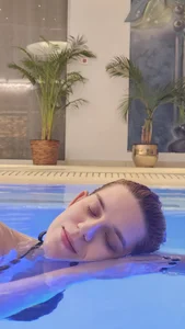 Spa🥵 de NadiraNoor  3 Imagens