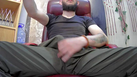 HardBigCockkk: Public ( 5 фото)