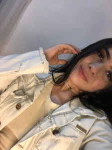 adara_johnson__ Something casual for you Foto 9