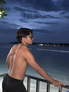 Public de sinful_khalidxxx  5 Imagens