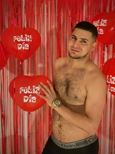 max_borman1のValentine Day ✨🎁💋の 2枚の写真