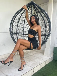 SaraDreamsss Public 圖片