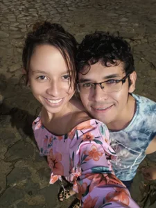 Isaandysex2428 Isa & Andy Being Happy Gambar