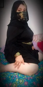 SalmaZamann What are you waiting for to have fun by my side? Pic 2