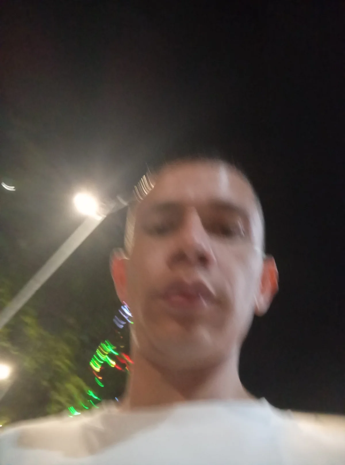 fbdhexb Trending Plaatje 300