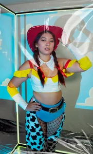 MADISON_ROWAN1 kullanıcısının SWEET OR TRICK🎃 albümü -  fotoğraf