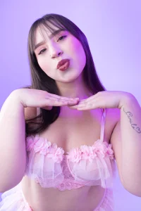 MadeleynRose Public slika 4