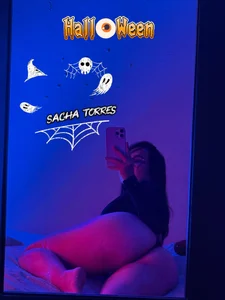 sacha_torres02 kullanıcısının Haloween 🎃🖤 albümü -  3 fotoğraf