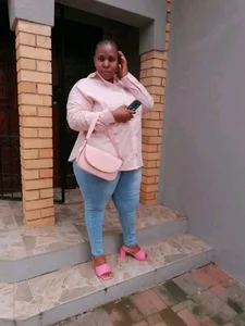 GaggingQueenxx Public Pic 3