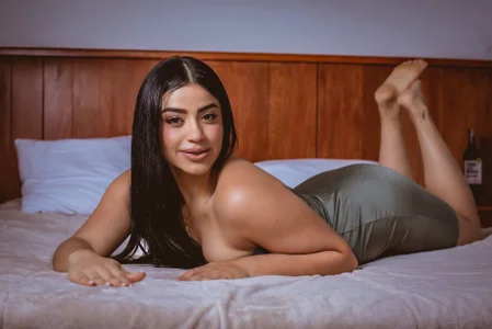 Zdjęcia Eyes_Duque 𝗗𝗮𝘁𝗲 𝗶𝗻 𝗯𝗲𝗱? 𝗨𝗳𝗳 🔥💓:  3