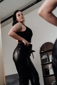 JuliyaMayss Public slika 5