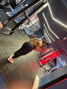 ada_lee1 Do you train with me? Bilde 6