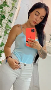 How does my outfit look on me? od Sofia__rivera  2 snímek